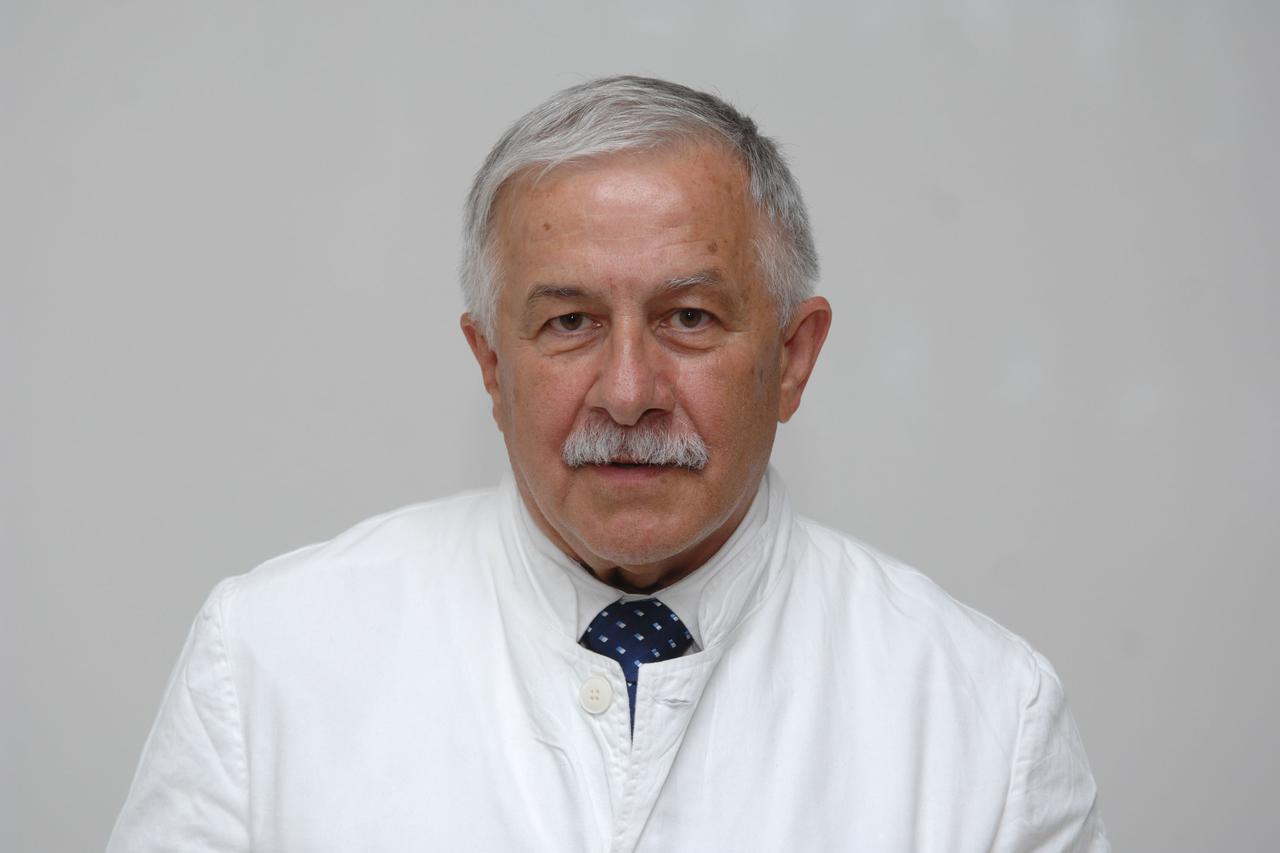 Prof. dr. Mladen Rakić