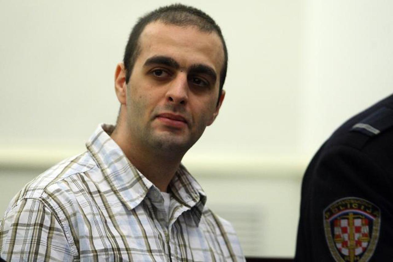 '21.09.2010., Zagreb - Nastavak sudjenja Robertu Matanicu i drugima za ubojstvo novinskog izdavaca Ive Pukanica. Optuzeni Amir Mafalani.  Photo: Jurica Galoic/PIXSELL'
