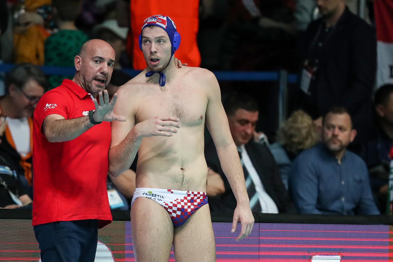 Zagreb: Svjetski kup u vaterpolu, Hrvatska - Mađarska