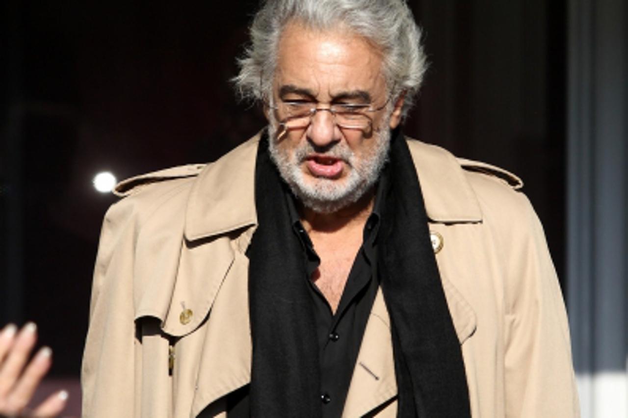 '19.10.2011., Zagreb - Jedan  od najpoznatijih svijetskih tenora i glazbenika svog vremena Placido Domingo stigao je u Zagreb u pratnji supruge Marte Ornelas. Zracnu luku Pleso napustili su u automobi
