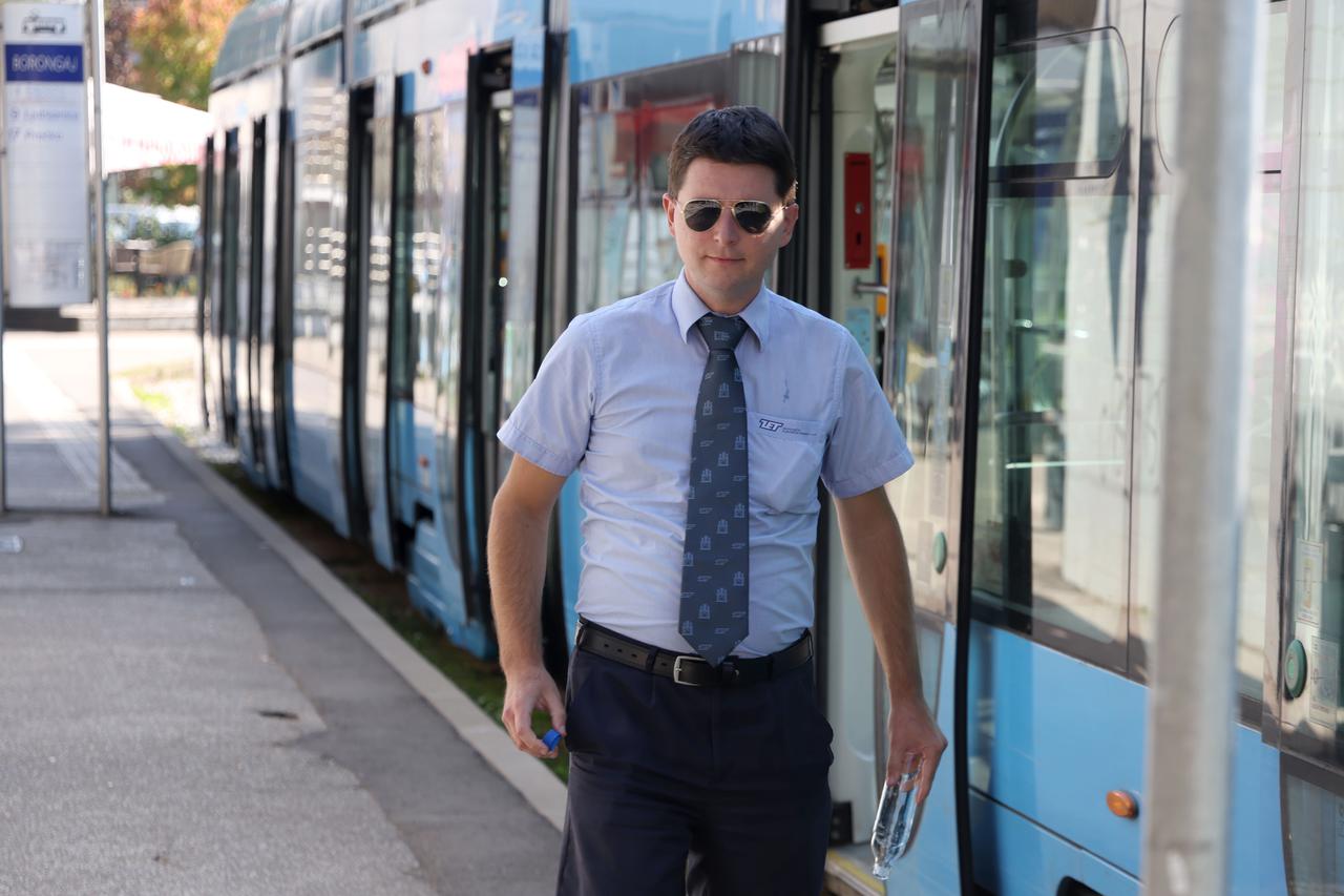 Zagreb: Unatoč štrajku ZET-a, vozač tramvaja vozi 17-icom