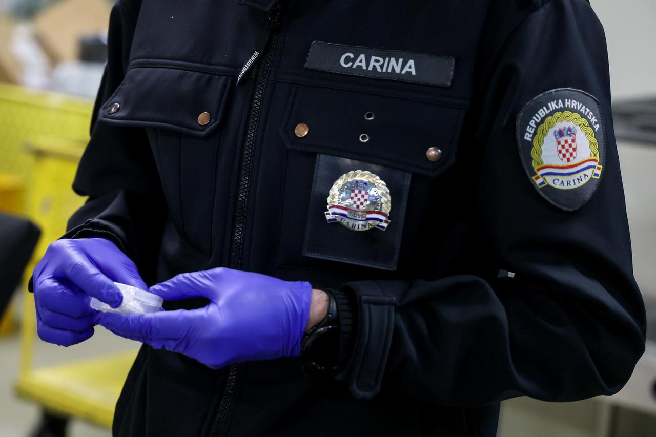 Velika Gorica: Obilazak glavne sortirnice Hrvatske pošte