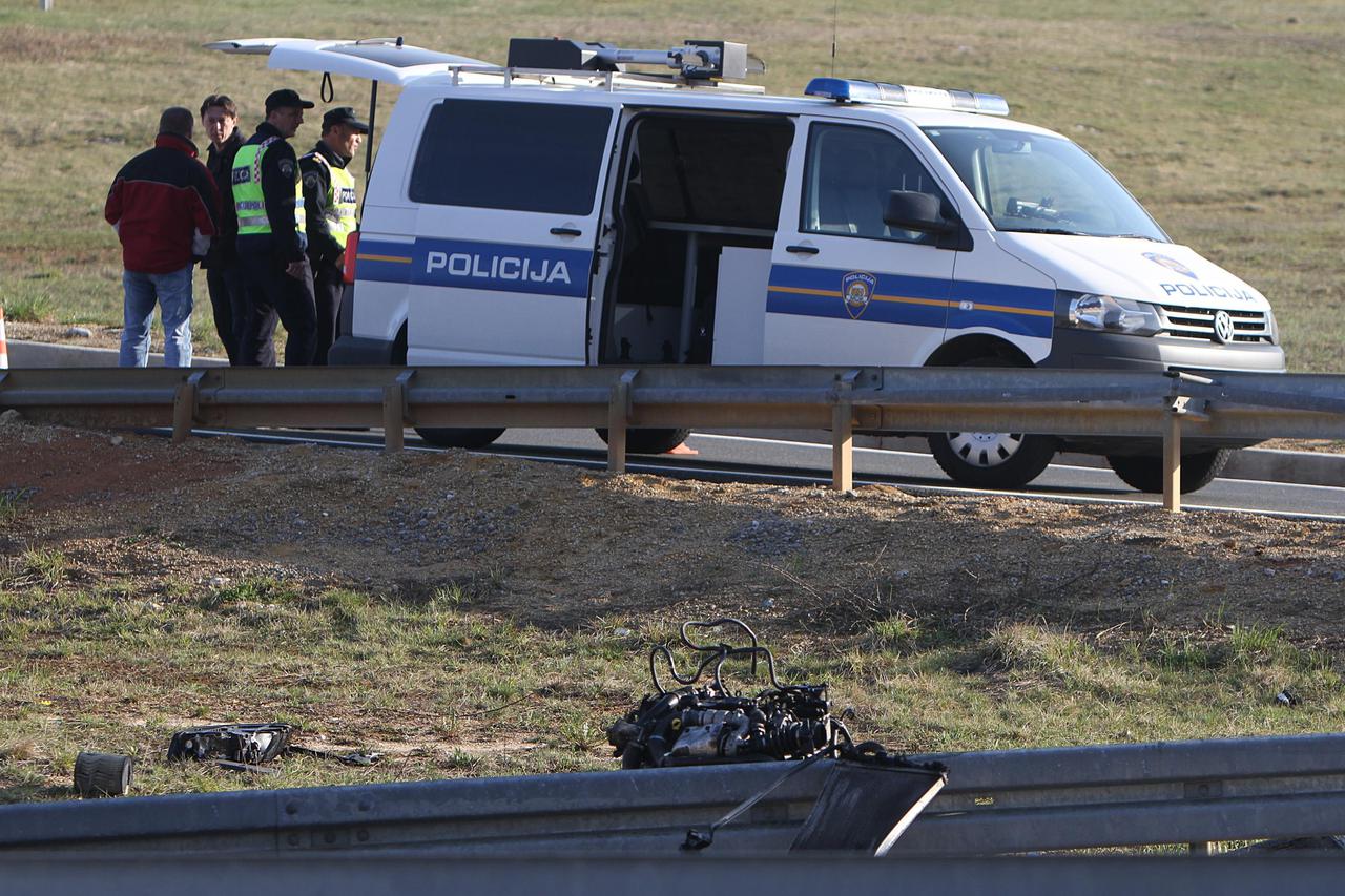 policija