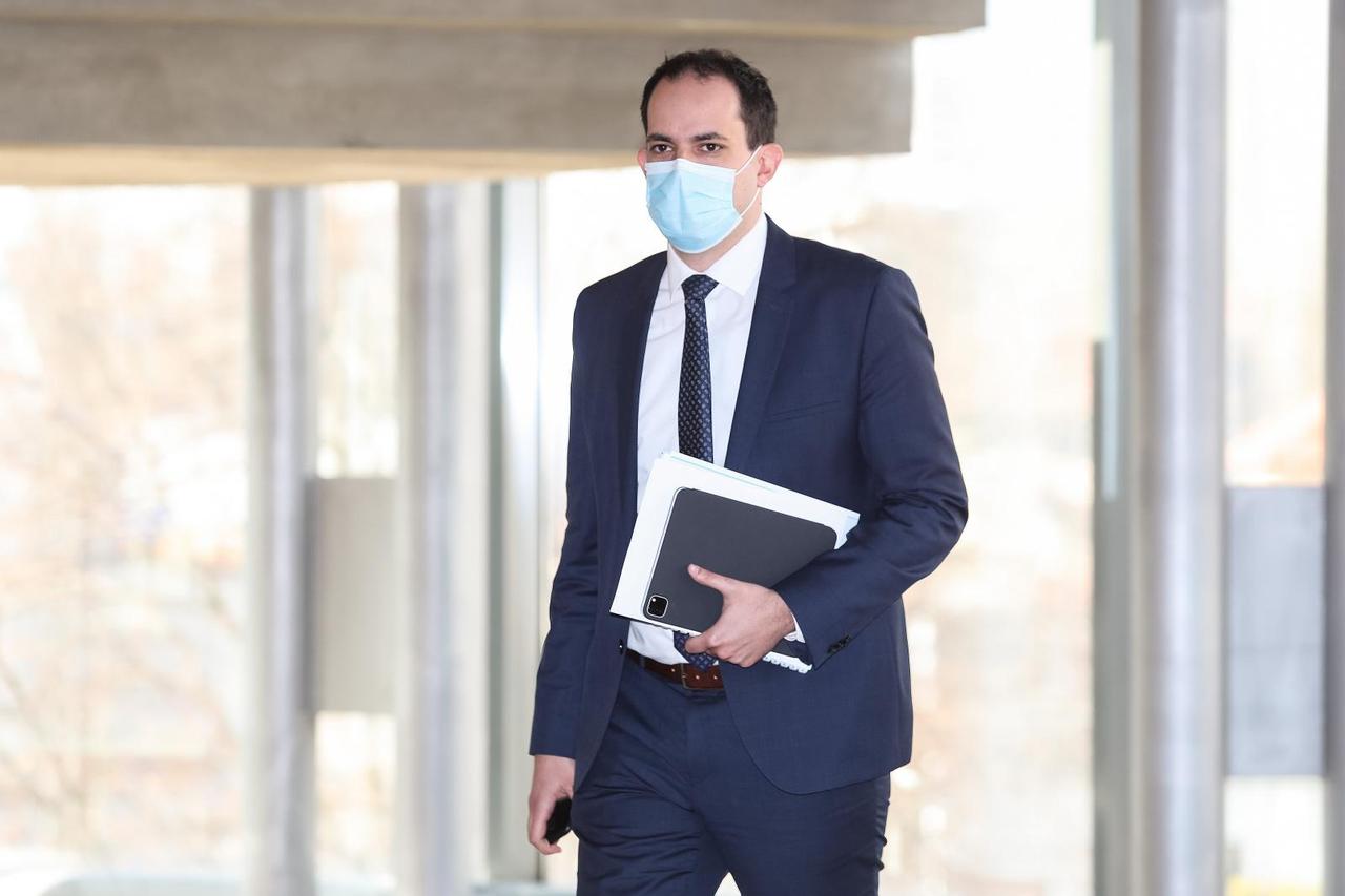 Zagreb: Dolazak ministara na sjednicu Vlade