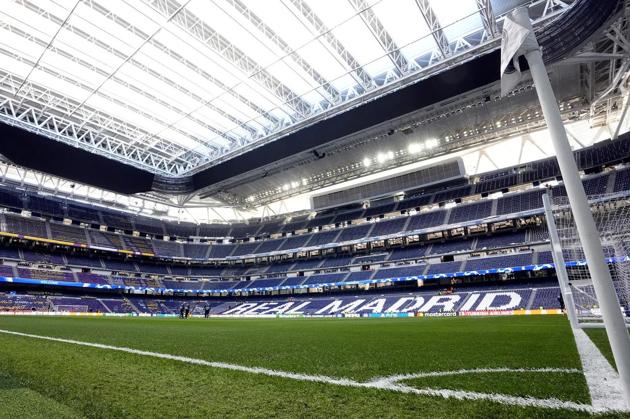 Real Madrid v Manchester City - UEFA Champions League - Quarter Final - First Leg - Santiago Bernabeu