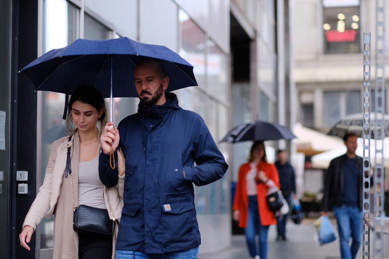 Zagreb: Iako smo još u kolovozu, temperature su vrlo niske i vrijeme je kišovito