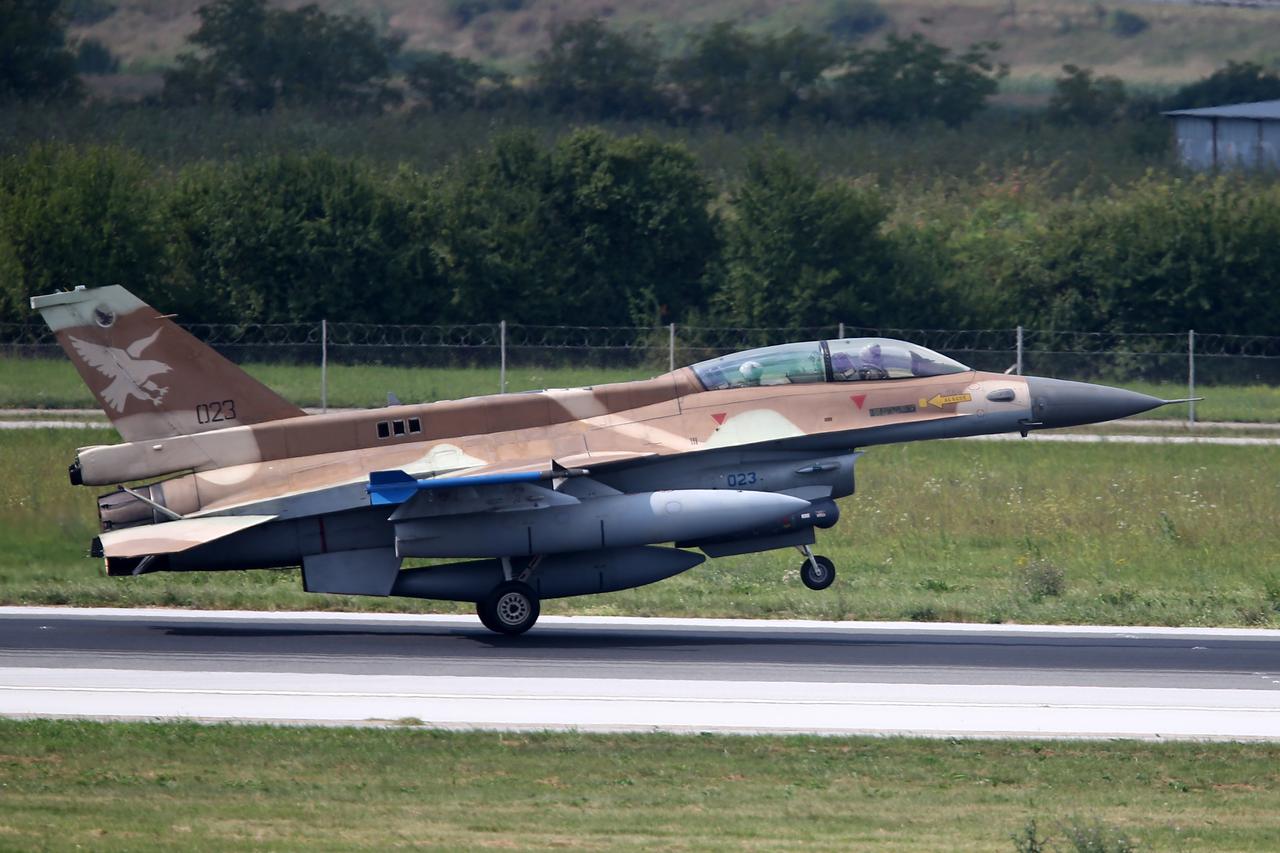 Tri borbena aviona F-16 Barak Izraelskog ratnog zrakoplovstva sletjela na Pleso
