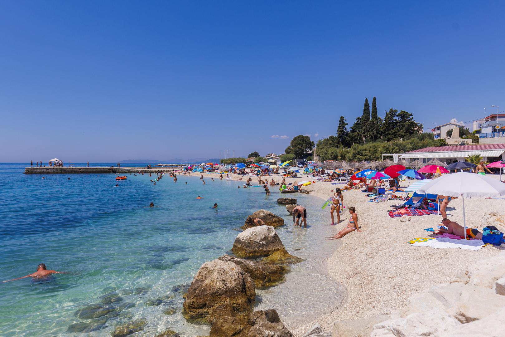 29.07.2022., Podstrana - Turisticka patrola Podstrana i Vecernjakove zvjezdice. Photo: Miroslav Lelas/PIXSELL
