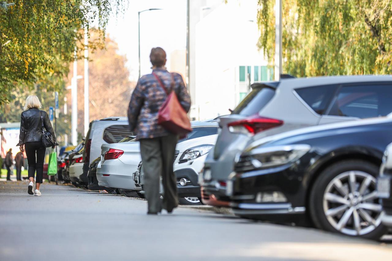 Zagreb: Reportaža o parkiranju u naselju Sopot
