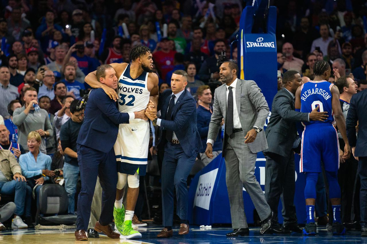 Joel Embiid i Karl-Anthony Towns