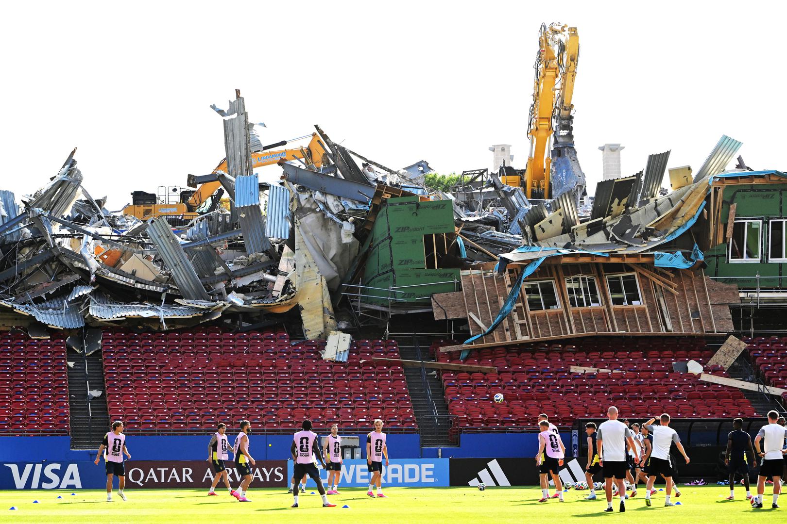 Za švedsku reprezentaciju izbor ovog stadiona za pripreme bio je logičan potez. S obzirom na to da ih na istom mjestu 25. lipnja 2026. očekuje utakmica grupne faze protiv Japana, treniranje u neposrednoj blizini omogućuje igračima da se u potpunosti aklimatiziraju na uvjete koje će zateći tijekom natjecanja.
