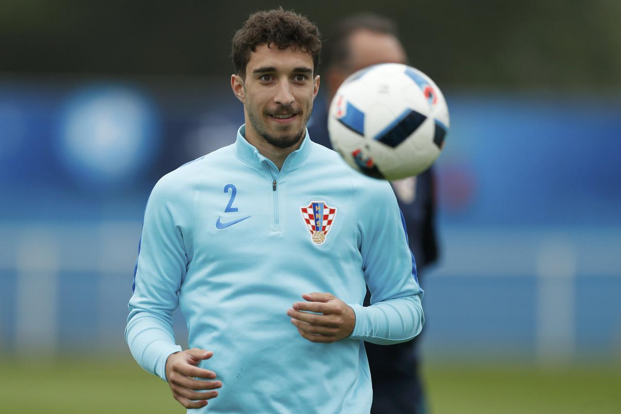 Football Soccer - Croatia Training - Parc de Loisirs, Deauville, France - 8/6/16 - Croatia's Sime Vrsaljko during training.  REUTERS/John Sibley
