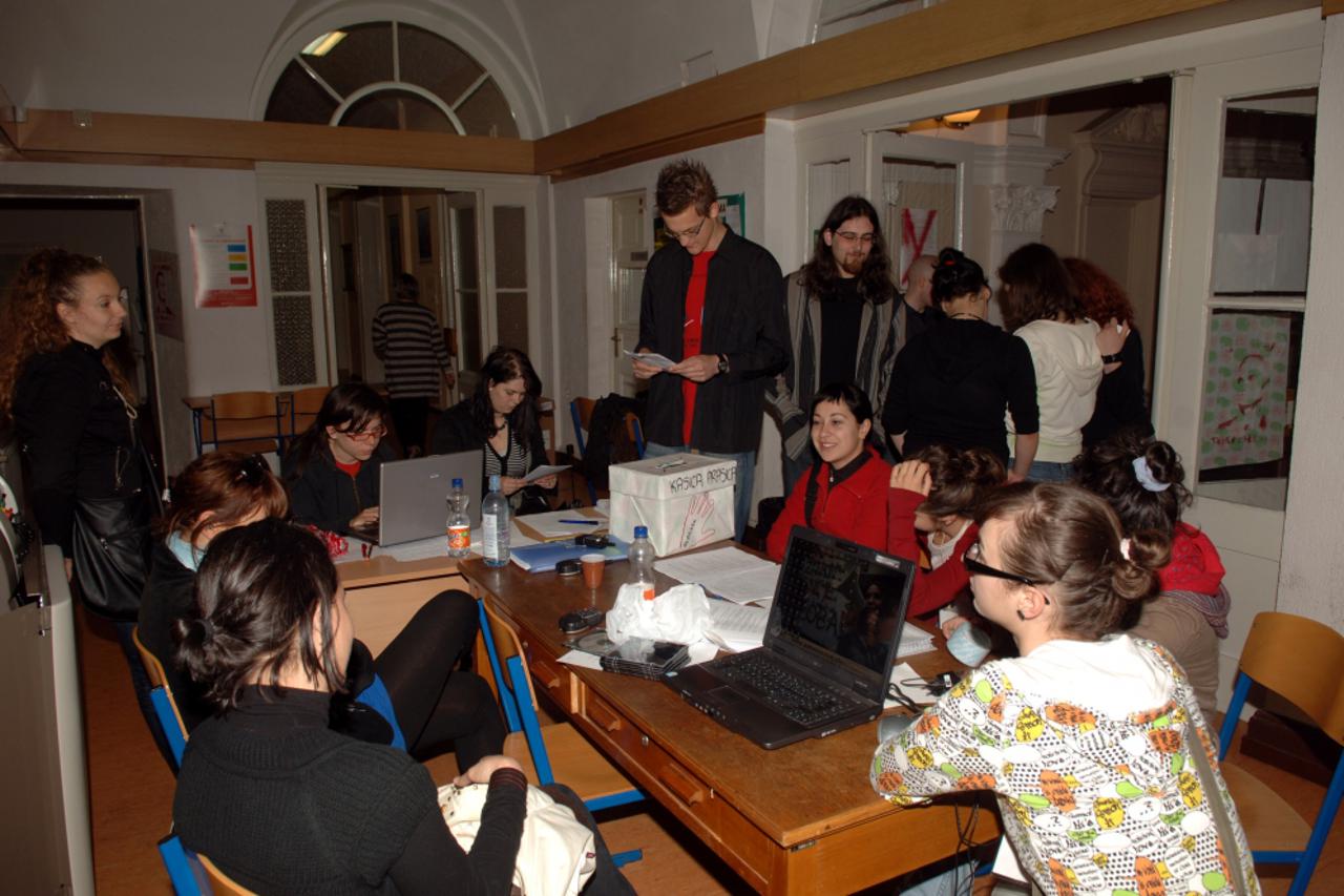 Studenti