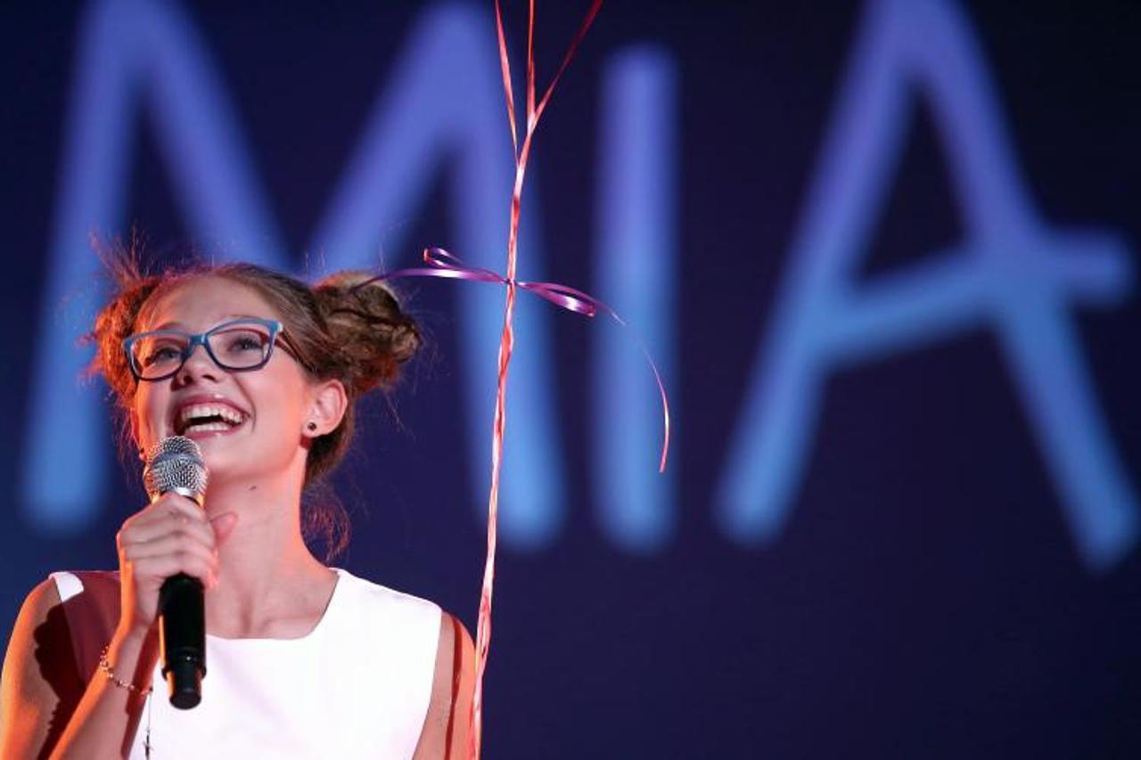 Zagreb: Koncert Mie Negovetić u punoj dvorani Vatroslava Lisinskog