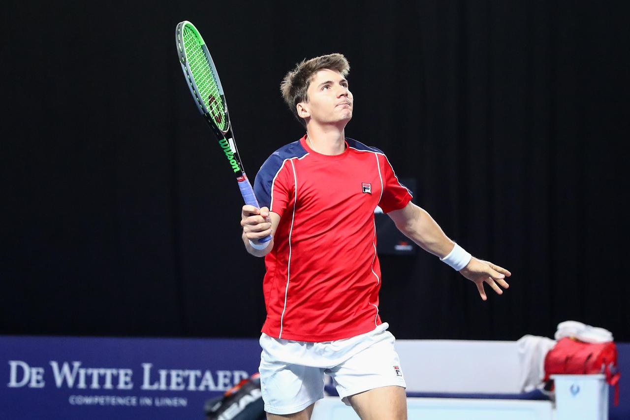 ANTWERP TENNIS EUROPEAN OPEN 1/8 FINALS NIELSEN-SABANOV VS MOLCHANOV-NEDOVYESOV
