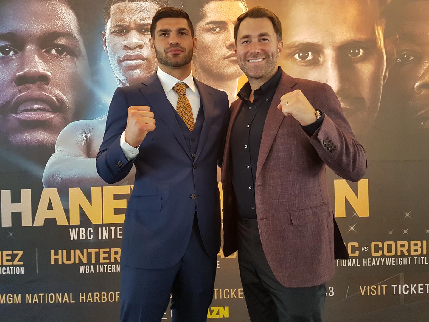 Djelo koje je zadivilo sve svatove naslikao je, u hiperrealističnoj maniri, sve poznatiji Ivica Jurčević iz Tomislavgrada.