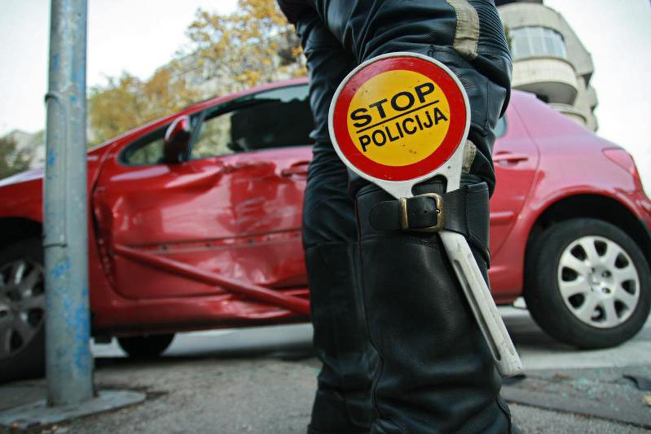 sudar auta i hitne (1)