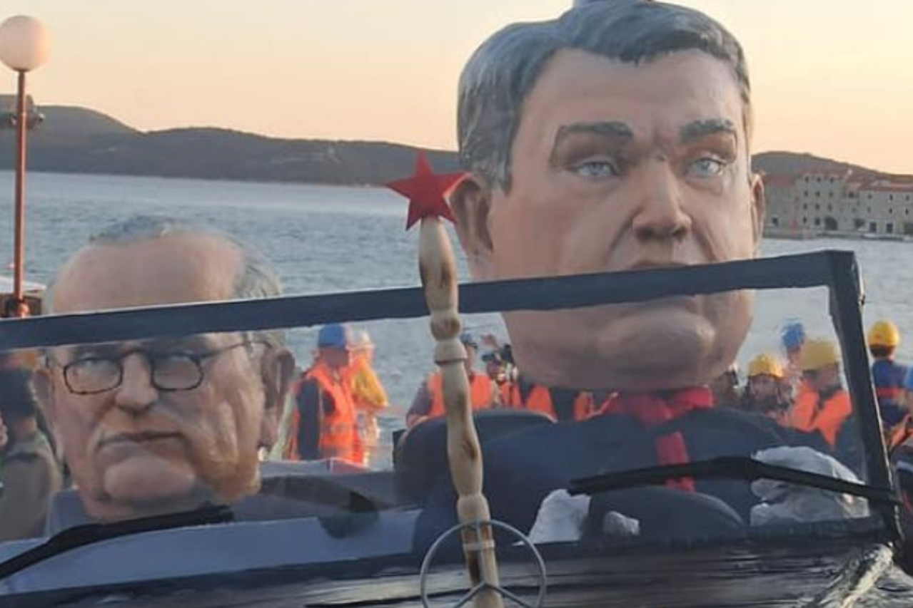 Na brodarici spalili krnju s likom Zorana Milanovića