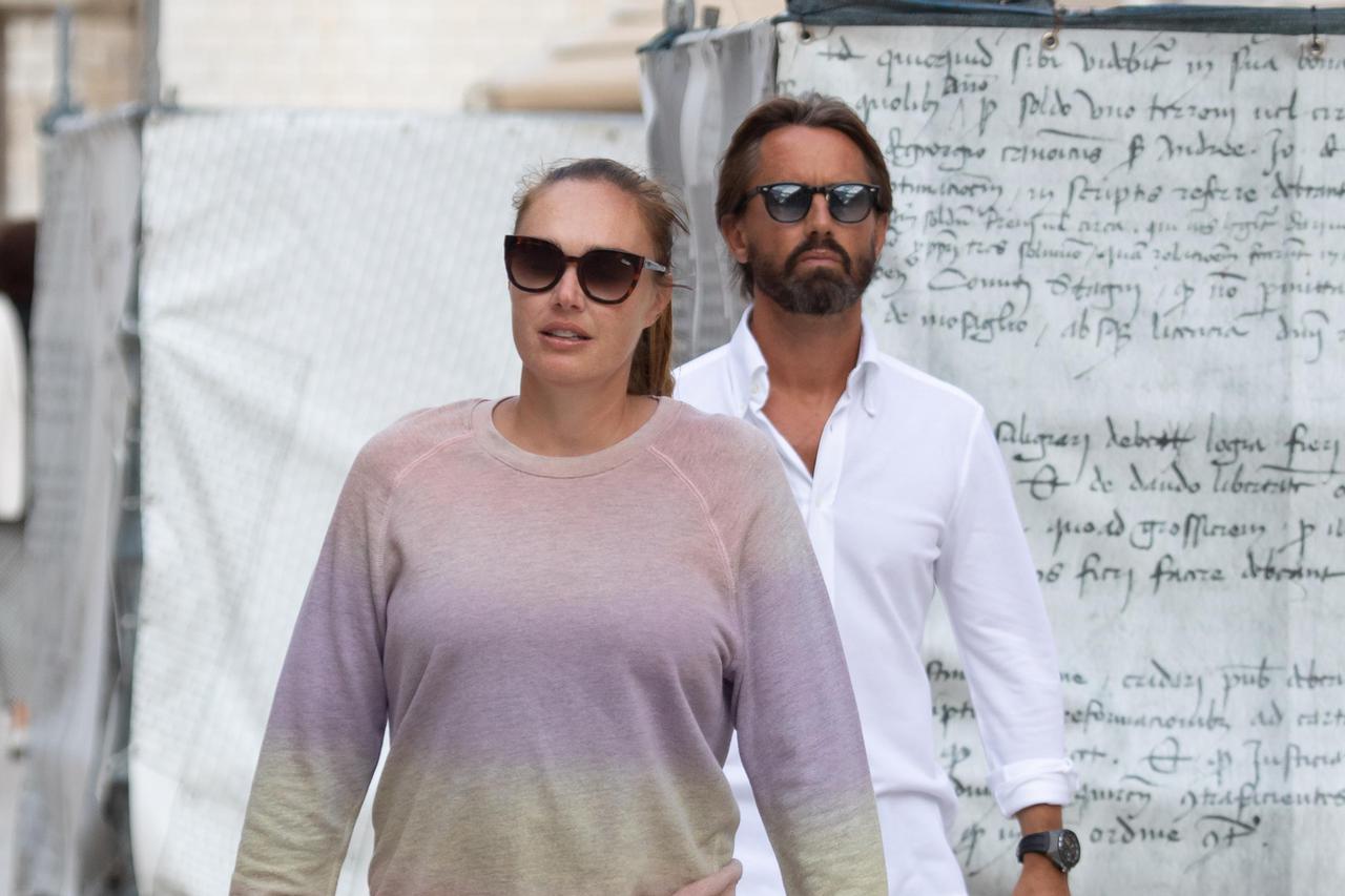 Dubrovnik: Tamara i Petra Ecclestone s obitelji prošetale gradom