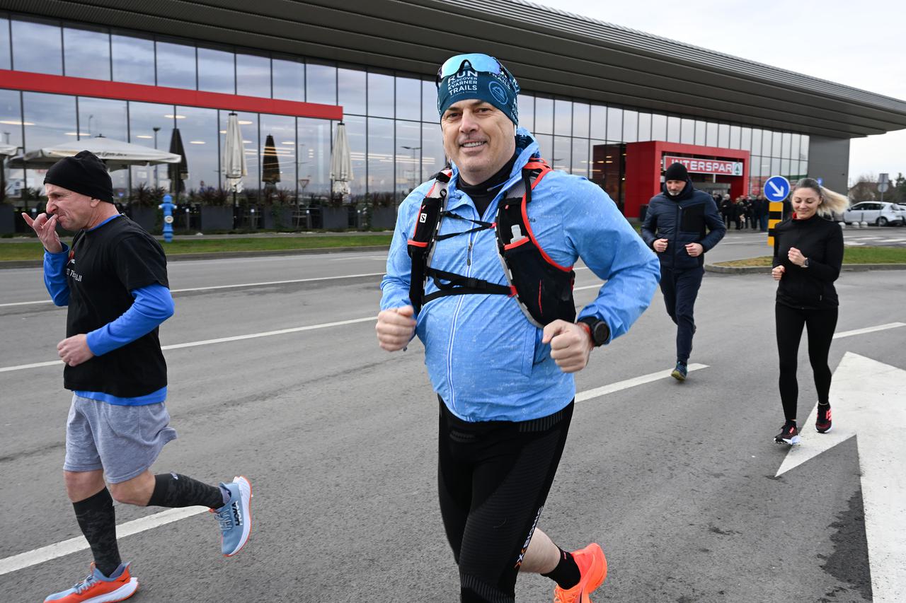 Velika Gorica: Siniša Drobnjak započeo svoj 48-satni humanitarni maraton