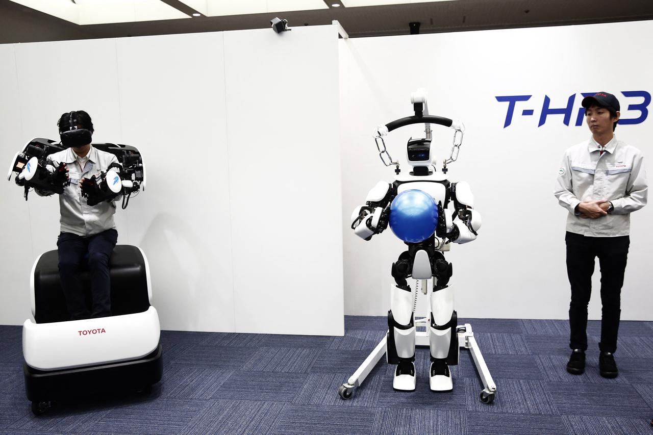 Toyota Motor Corp Tokyo 2020 Robot