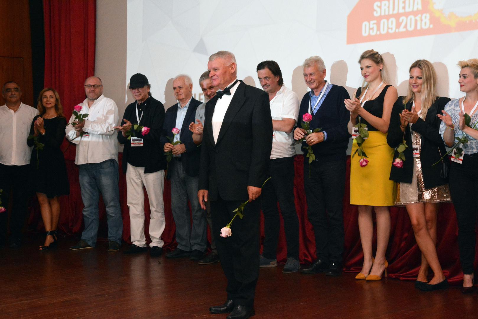 Na filmskom festivalu u Orašju, koji se naziva i malom Pulom, bit će prikazano ukupno osam filmova  od kojih su šest iz Hrvatske te po jedan iz BiH i Srbije.