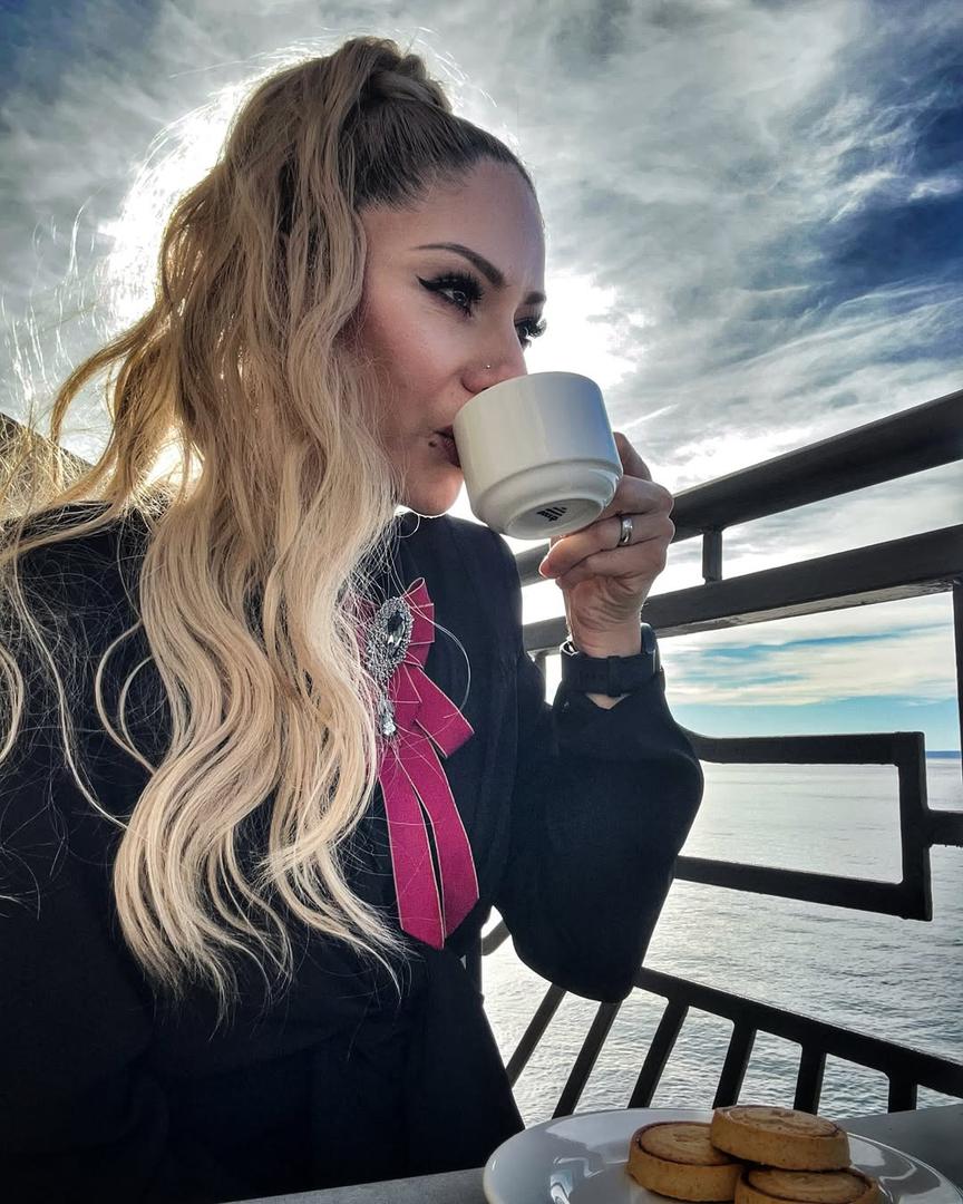 Teenah (Valentina Gyerek) - Aurora