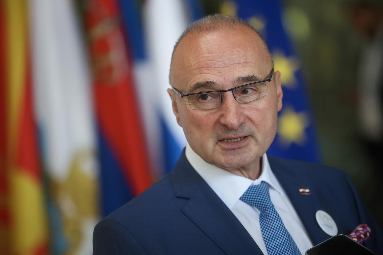 Ministri Grlić Radman i Erlić na otvorenju 8. Godišnjeg foruma Strategije Europske unije za jadransku i jonsku regiju (EUSAIR) u Sarajevu