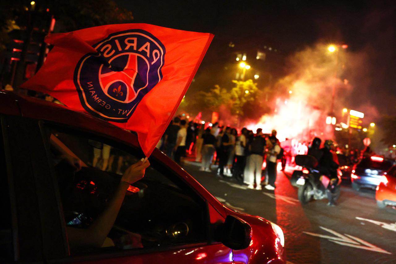 Champions League - Final - Paris St Germain fans gather in Paris