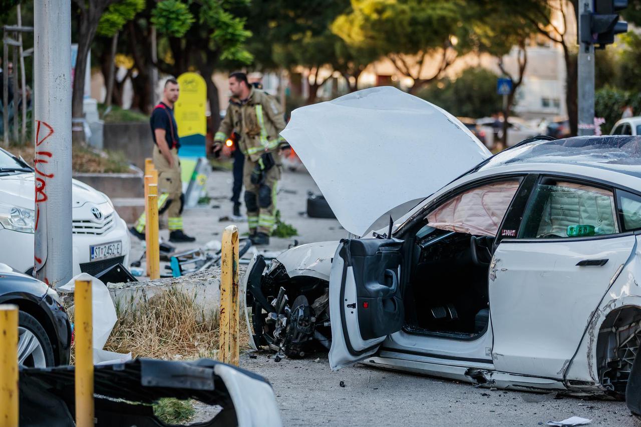 Split: Autom sletio s kolnika i usmrtio pješakinju