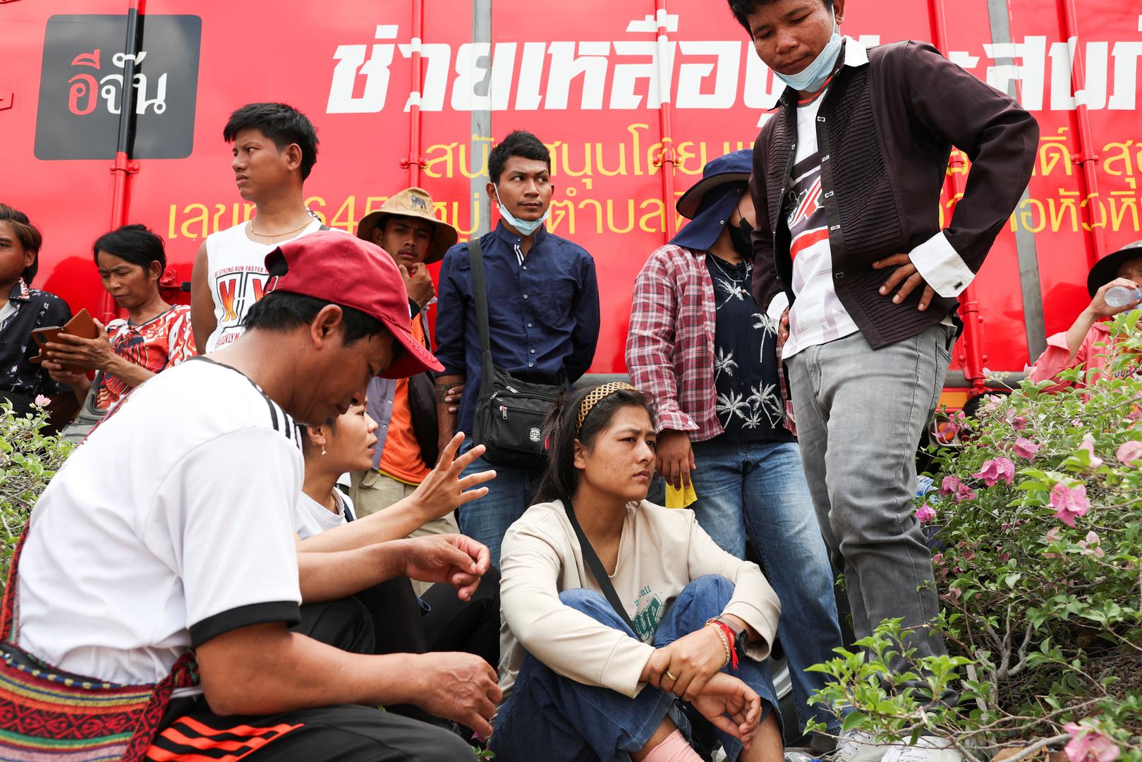 Rusija, Indija, Malezija i Singapur šalju zrakoplove s humanitarnom pomoći i spasilačkim ekipama u Mjanmar, zemlju koja je opustošena građanskim ratom nakon vojnog udara 2021. godine kojim je svrgnuta izabrana civilna vlada.
