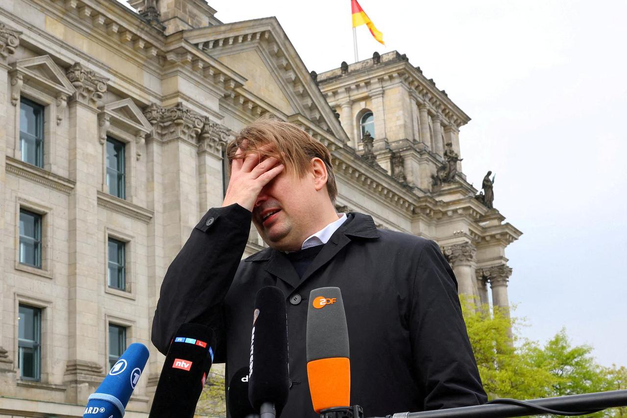 Reactions after aide of AFD parliamentarian from Brussels has been arrested, accused of spying for China