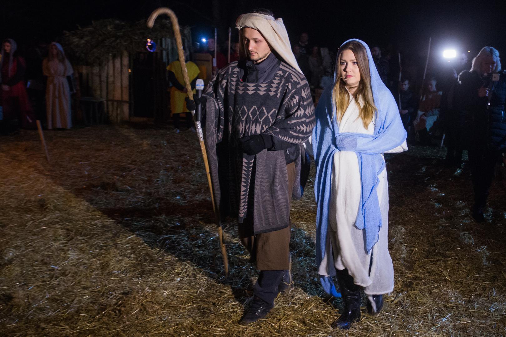 Predstava je organizirana na 400 m2
