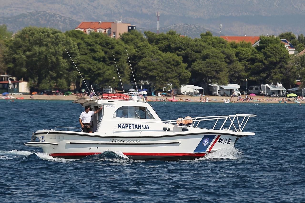 Vodice: Lučka kapetanija provodi akciju pojačanog nadzora sigurnosti plovidbe