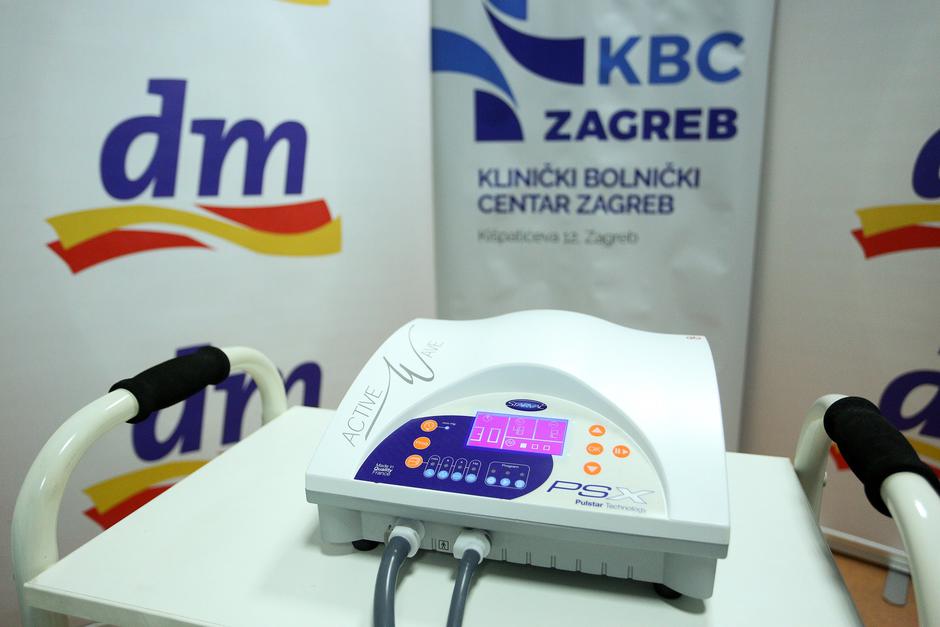 Donacija dm-a KBC-u Zagreb