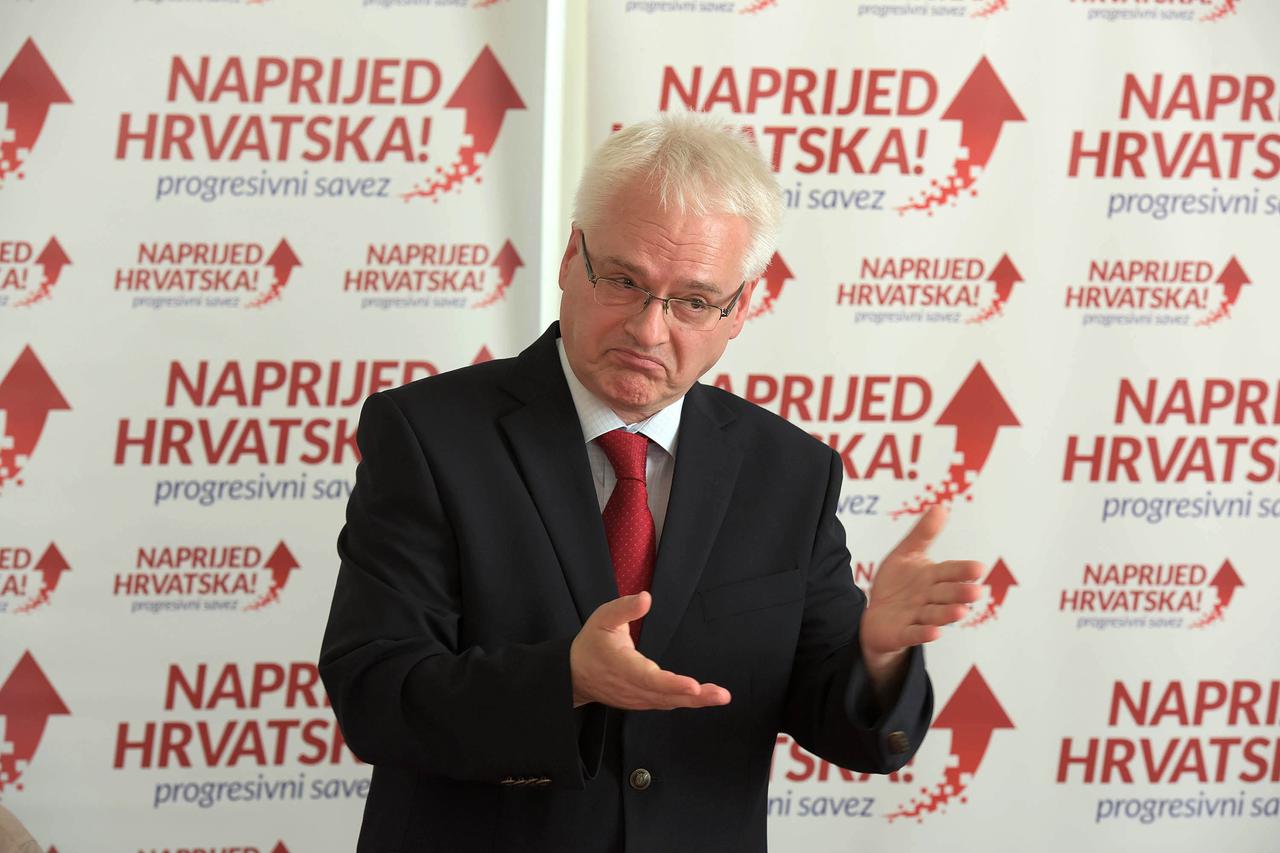 27.08.2015., Pula- U Domu HB u odrzana je konferenciju za medije stranke Naprijed Hrvatska! - Progresivni savez te osnivacka skupstina zupanijske organizacije Istre na kojoj je prisustvovao i presjednik stranke prof. Ivo Josipovic te vodstvo stranke. Na z