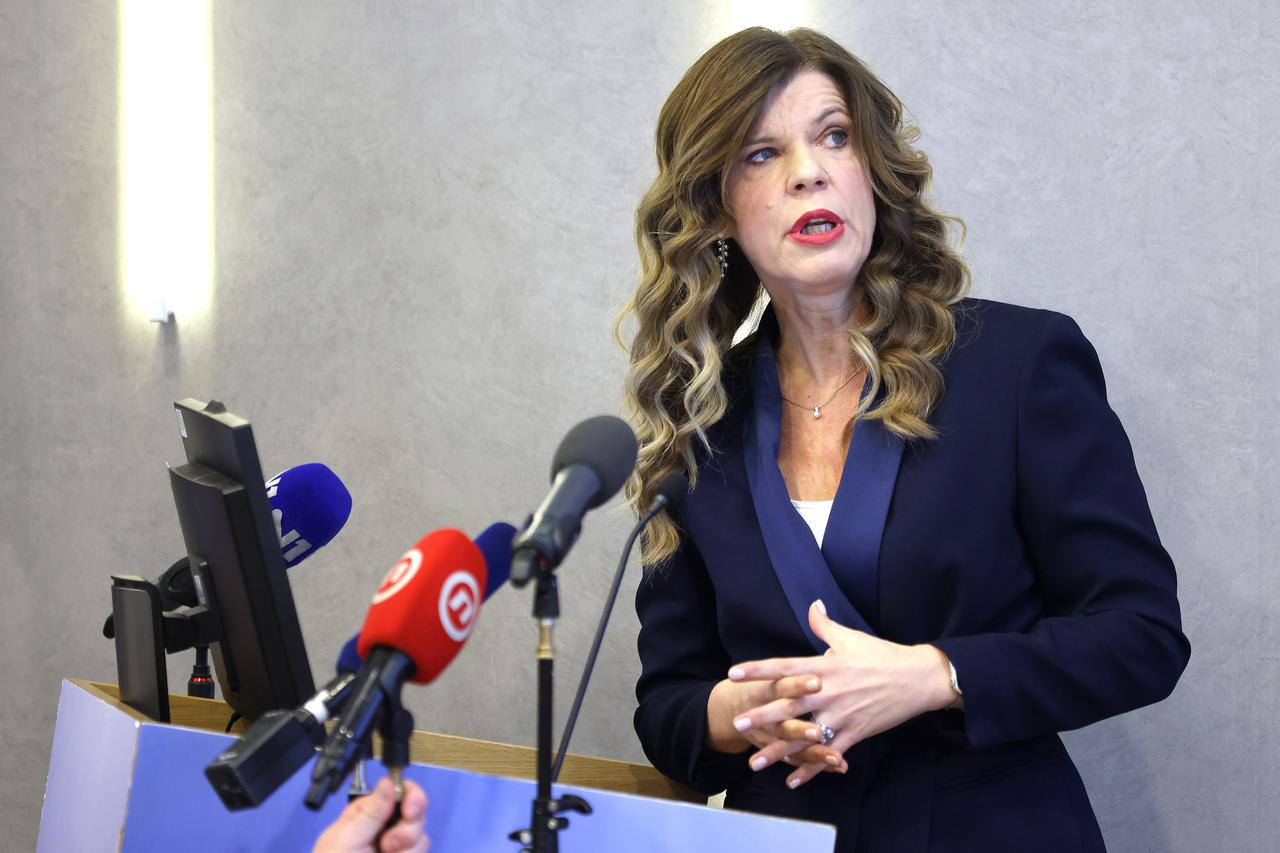 Zagreb: Biljana Borzan o potrošačkim navikama hrvatskih građana