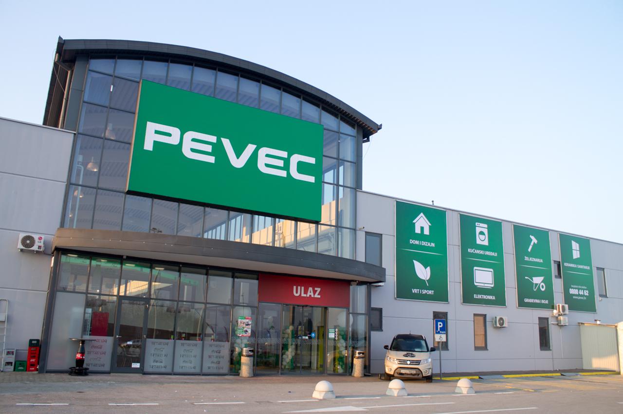 Pevec