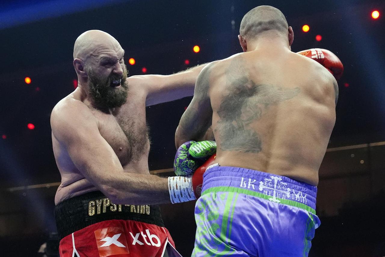 Oleksandr Usyk v Tyson Fury - Kingdom Arena - Riyadh