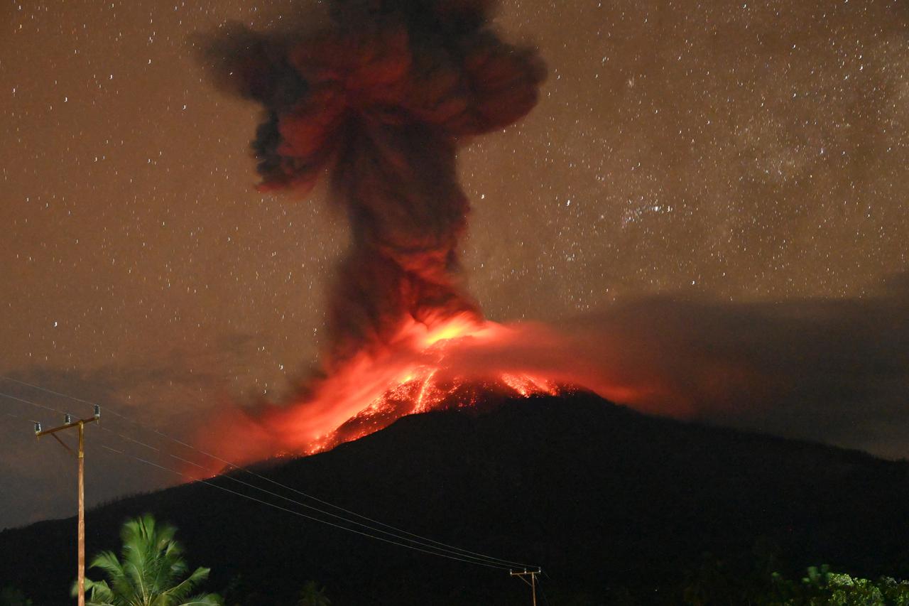 Mount Lewotobi Laki-laki eruption in East Flores