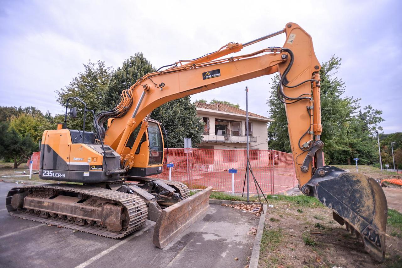 Zagreb: Građevinski radovi u sklopu Klinike za infektivne bolesti "Dr. Fran Mihaljević"