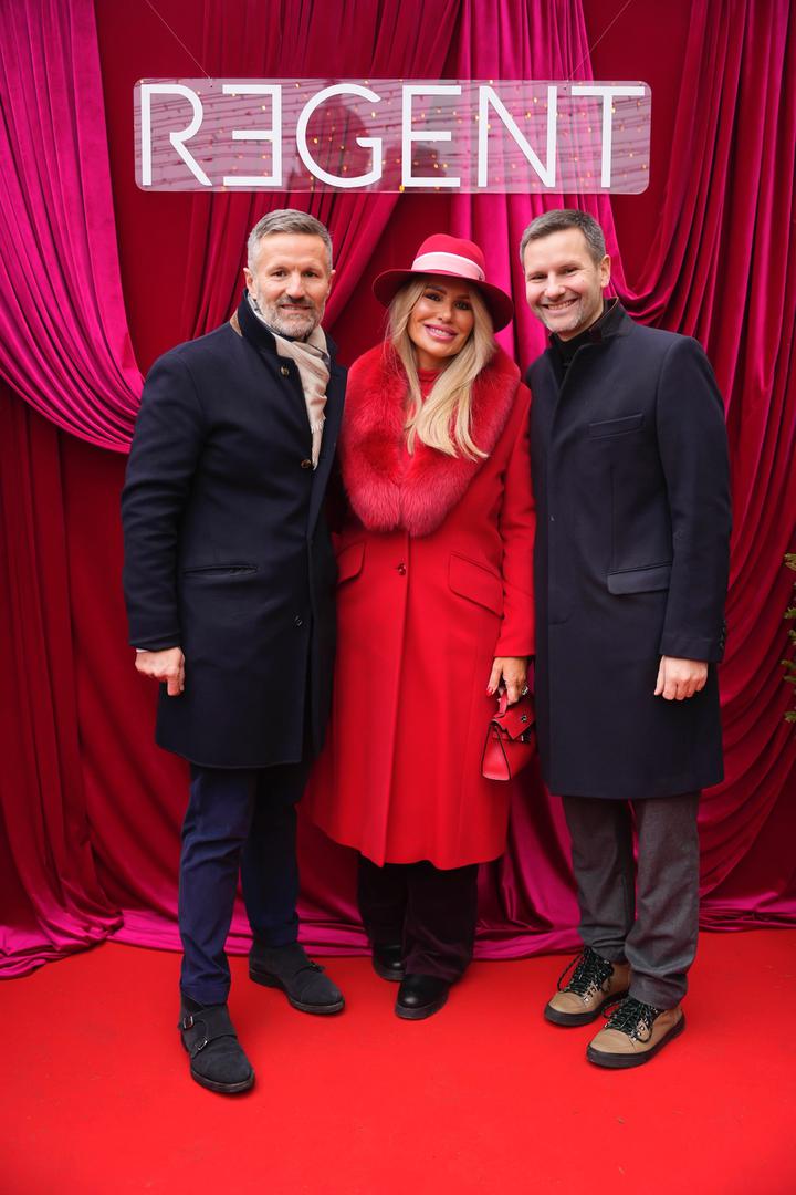 Riječ je o Regent Real Estate božićnom domjenku.