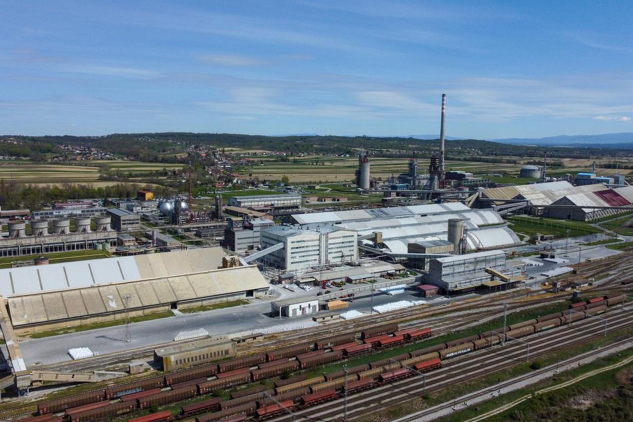 Kutina: Pogled iz zraka na tvornicu gnojiva Petrokemija d.d.
