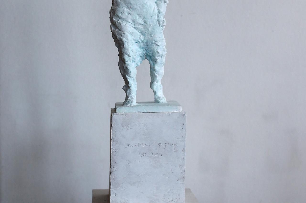 31.03.2016., Zagreb - Nagradjene makete za spomenik dr. Franji Tudjmanu, koje bi se trebale izvesti u Parku dr. Franje Tudjmana. Autor makete Kuzma Kovacic.  Photo: Sanjin Strukic/PIXSELL