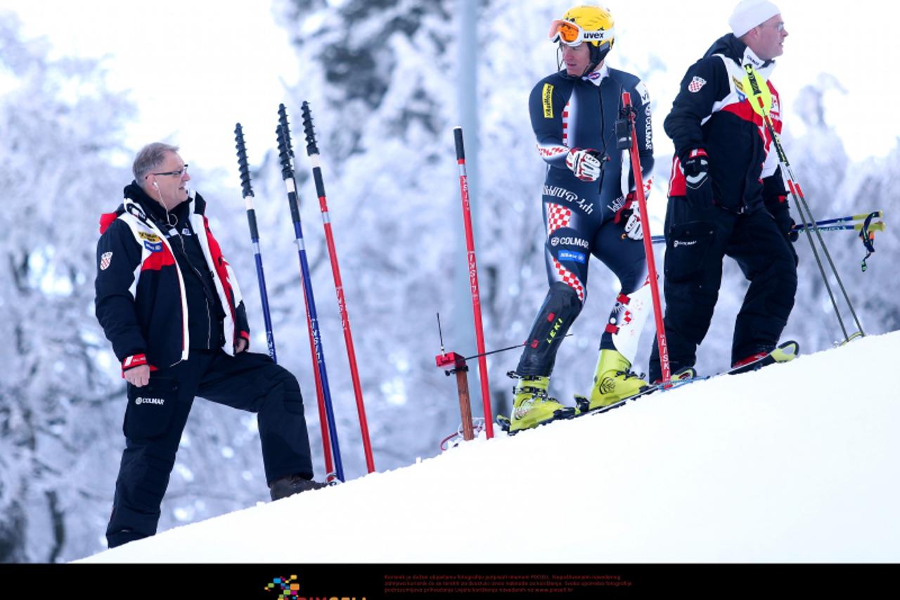 '22.12.2012. Sljeme, Zagreb - Nas najbolji skijas Ivica Kostelic na jutranjem treningu na crvenom spustu. Drago Ziljak. Photo: Slavko Midzor/PIXSELL'