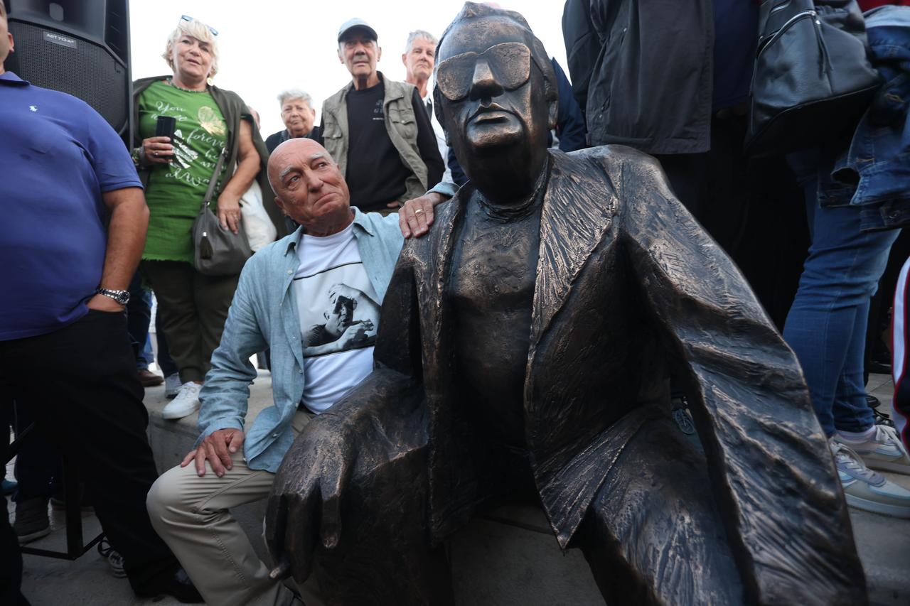 Miljenko Smoje dobio spomenik u Splitu