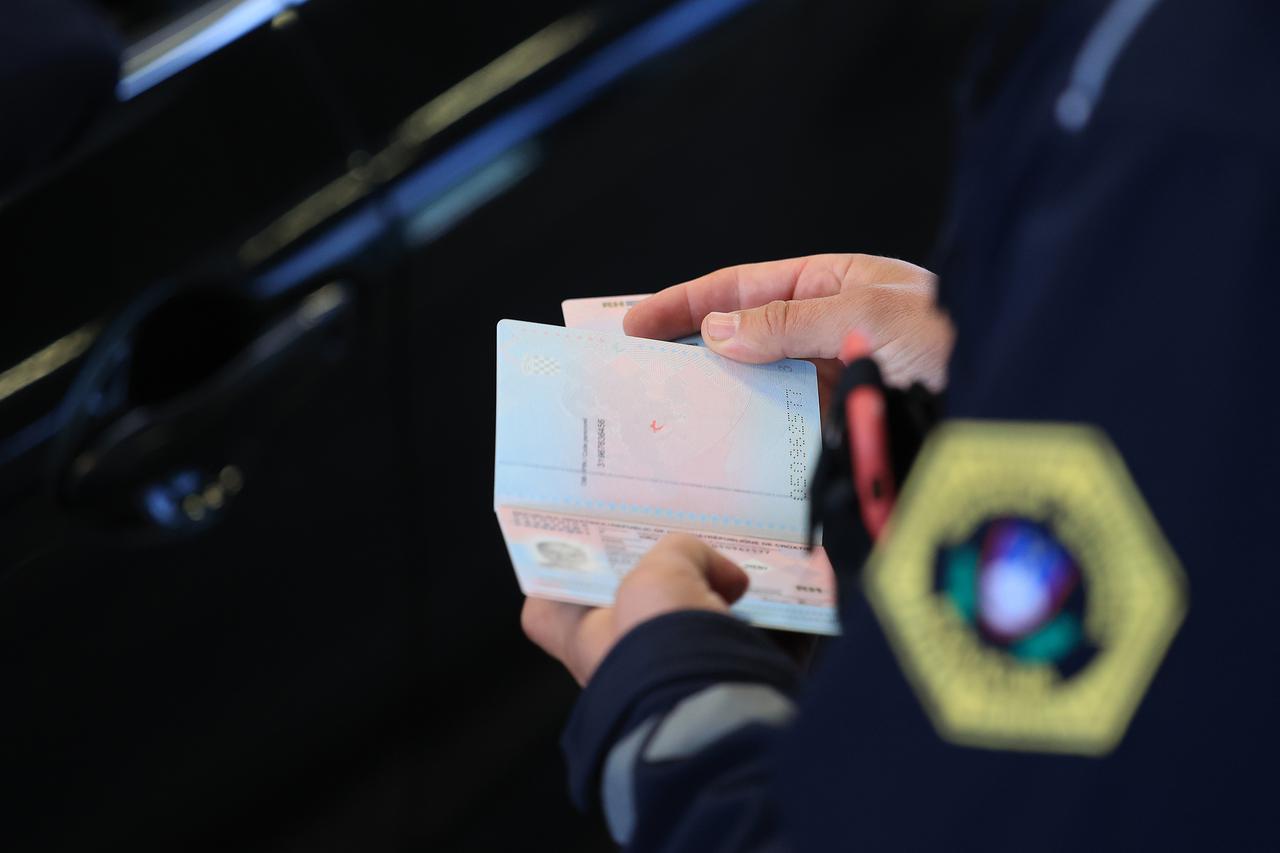 Obrežje: U ponoć krenula kontrola slovenske policije na granici s Hrvatskom