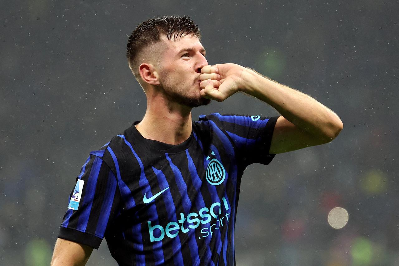 Serie A - Inter Milan v Fiorentina