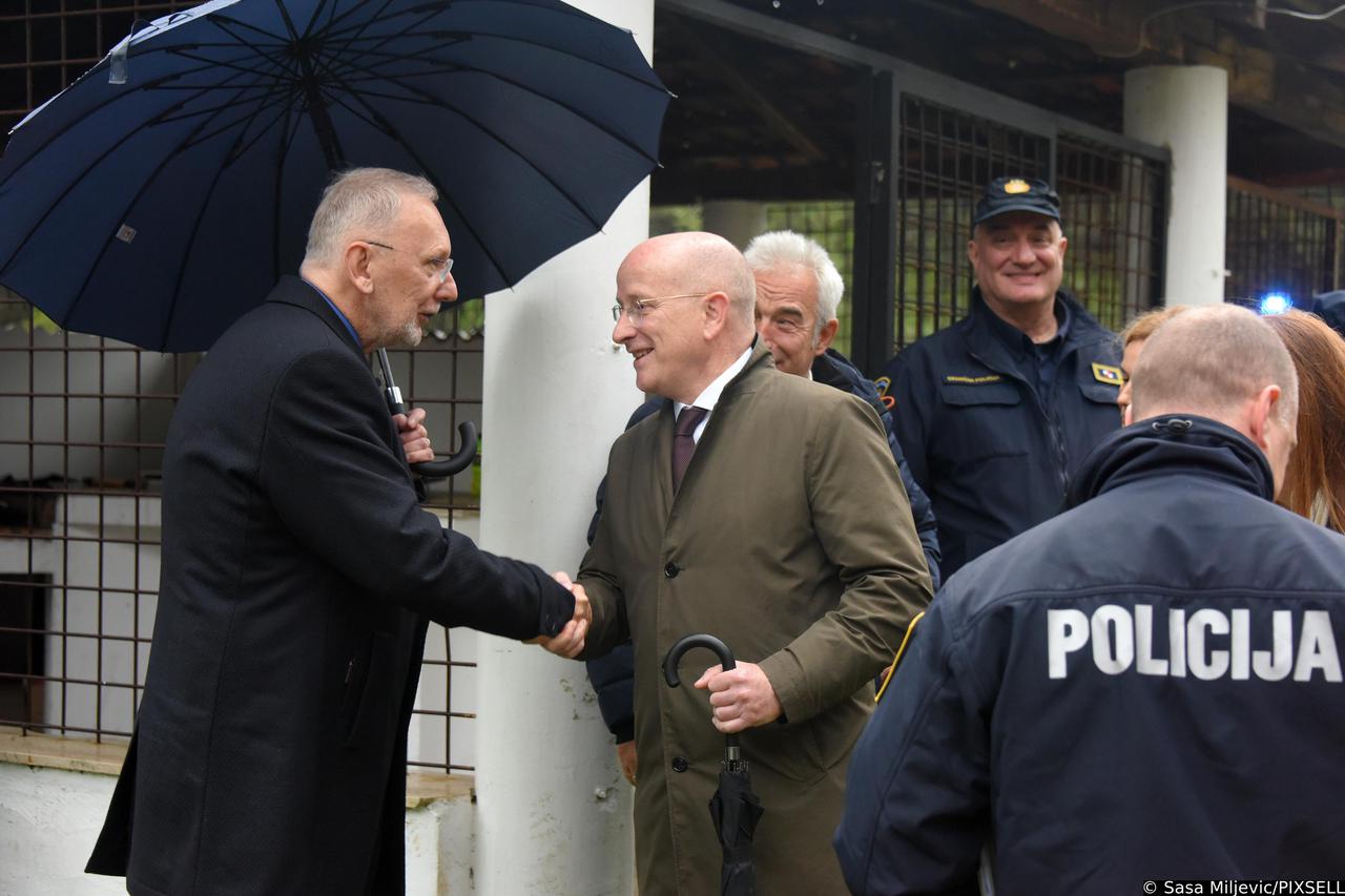 U Valbandonu održana zajednička vježba hrvatske i njemačke policije kojoj je nazočio Božinović