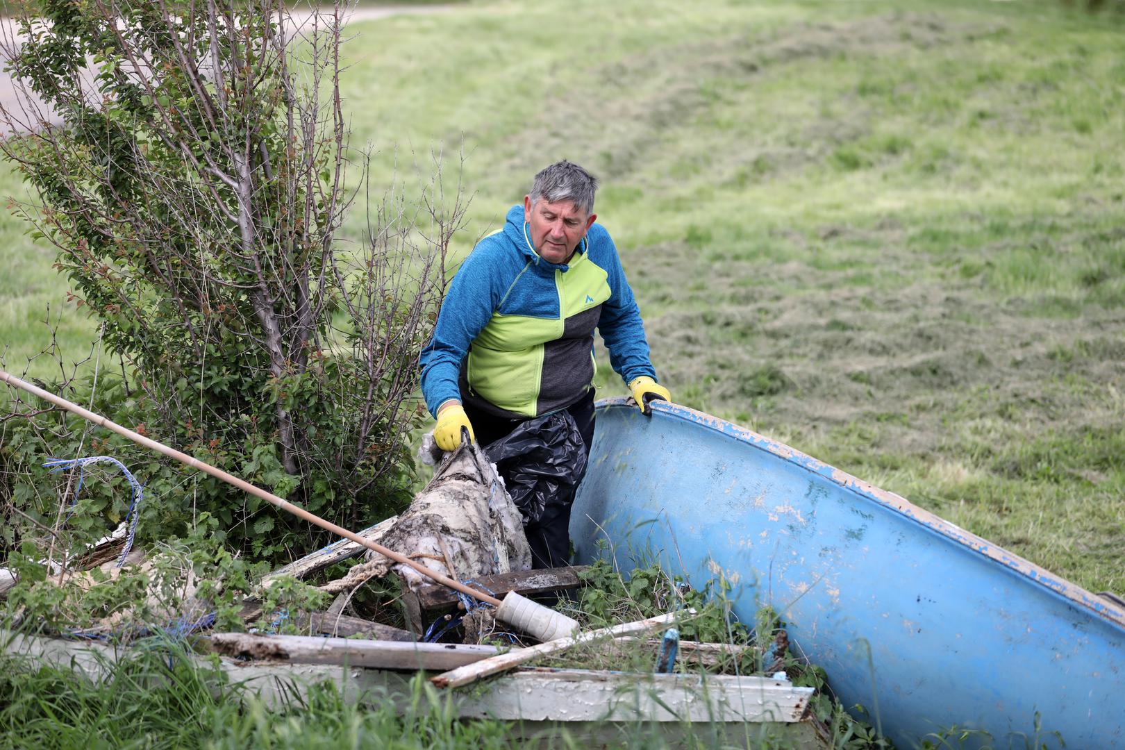 26.04.2025., Liznjan - Liznjansko se priobalje cistilo u sklopu ekoloske akcije Rezolucija Zemlja 2025. Photo: Sasa Miljevic/PIXSELL